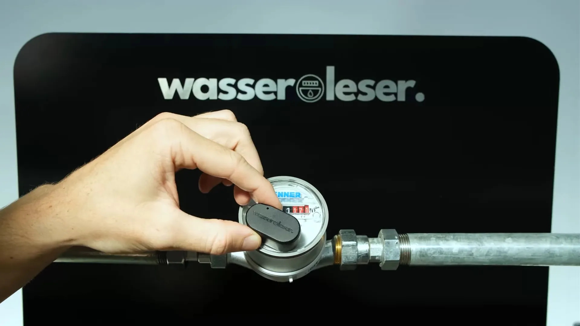 wasserleser attached to water meter